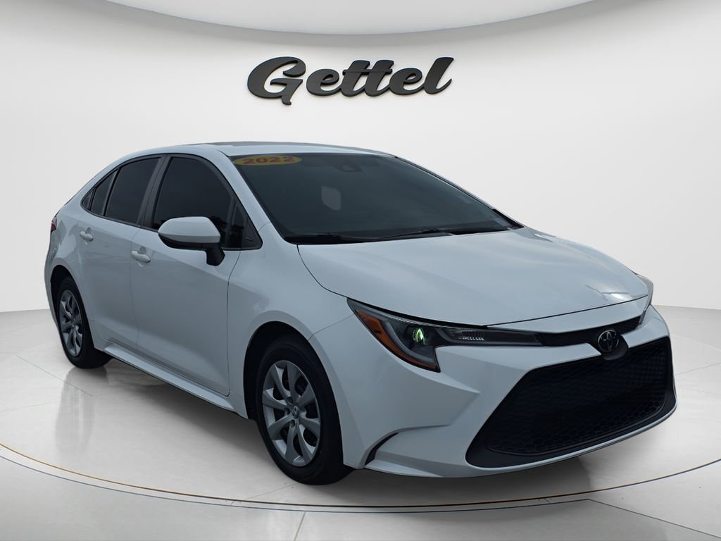 Used 2022 Toyota Corolla LE Sedan