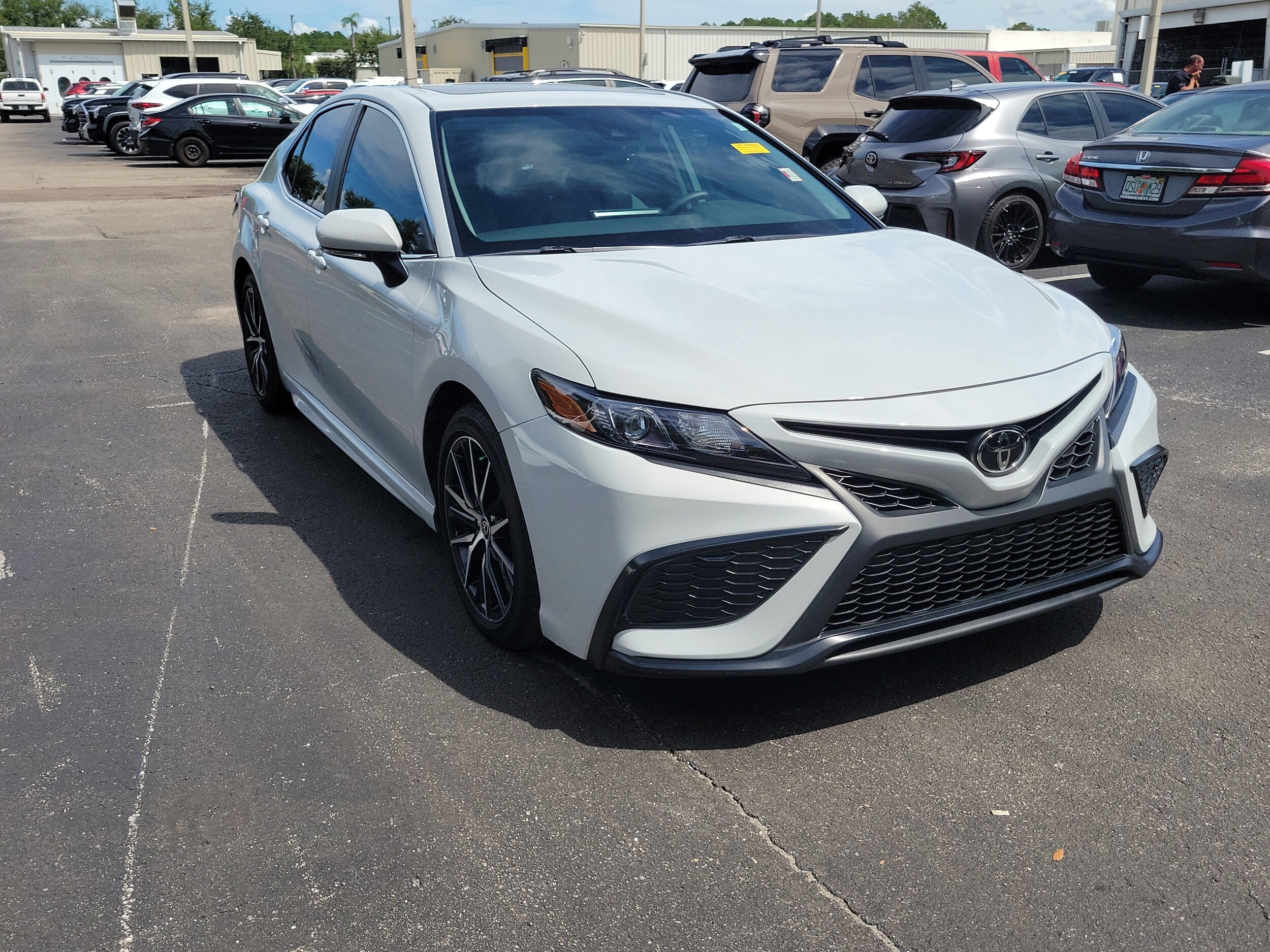 2024 Toyota Camry SE photo 2