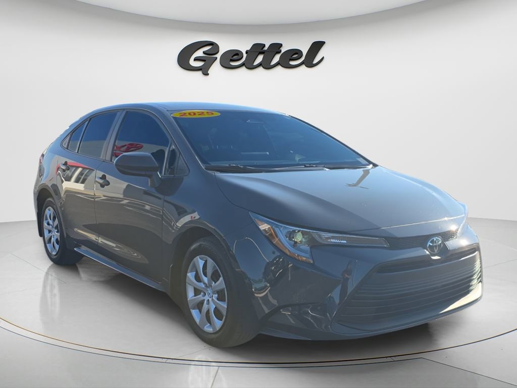 Certified 2025 Toyota Corolla LE Sedan