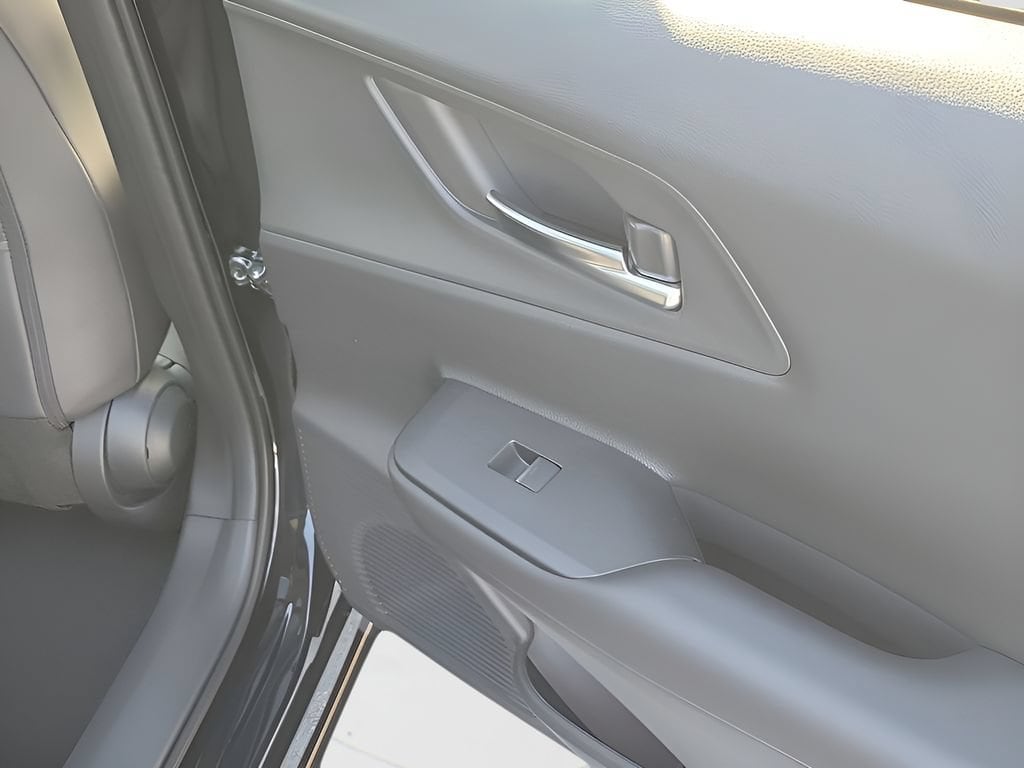 2026 Toyota Prius Plug-in Hybrid XSE Premium - Photo 47