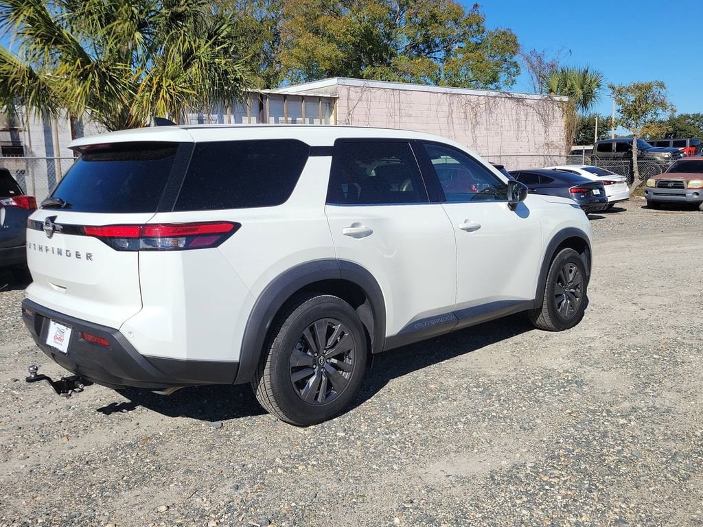 Used 2023 Nissan Pathfinder S SUV