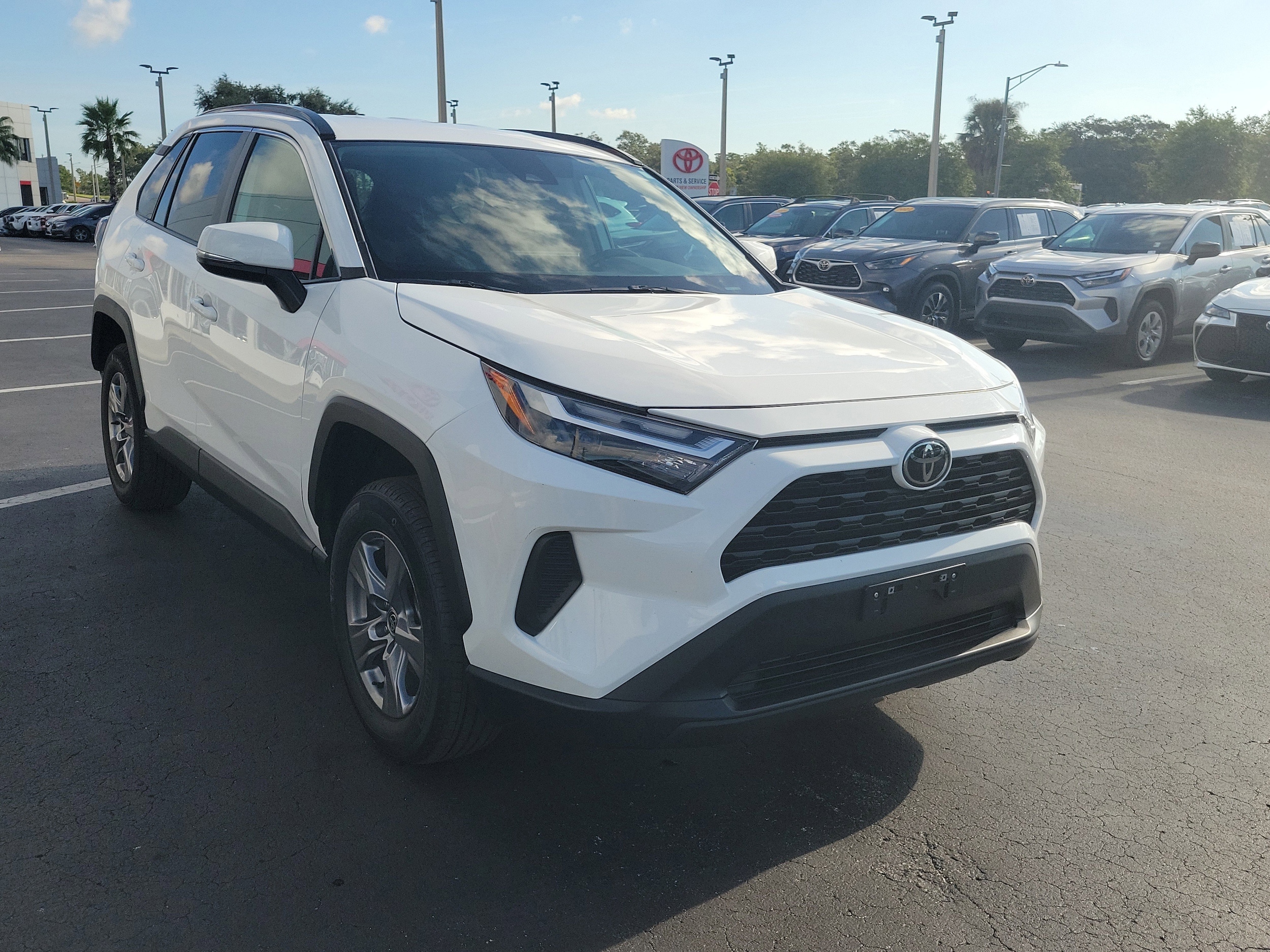 Used 2024 Toyota RAV4 XLE with VIN 2T3W1RFVXRW315783 for sale in Northfield, Minnesota
