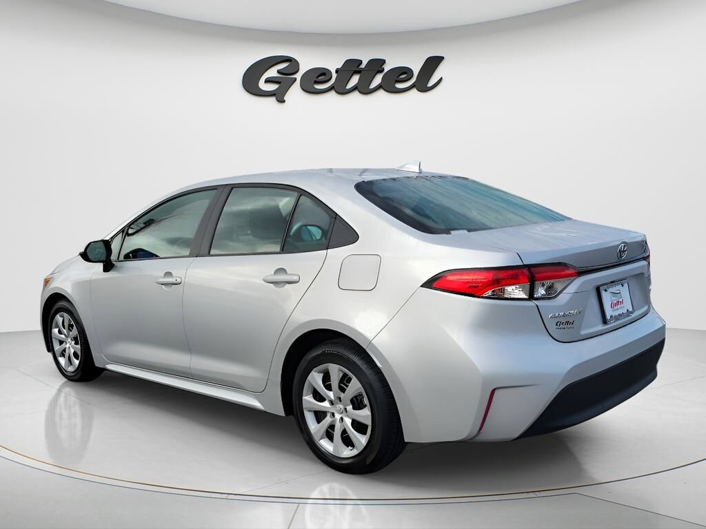 Certified 2025 Toyota Corolla LE Sedan