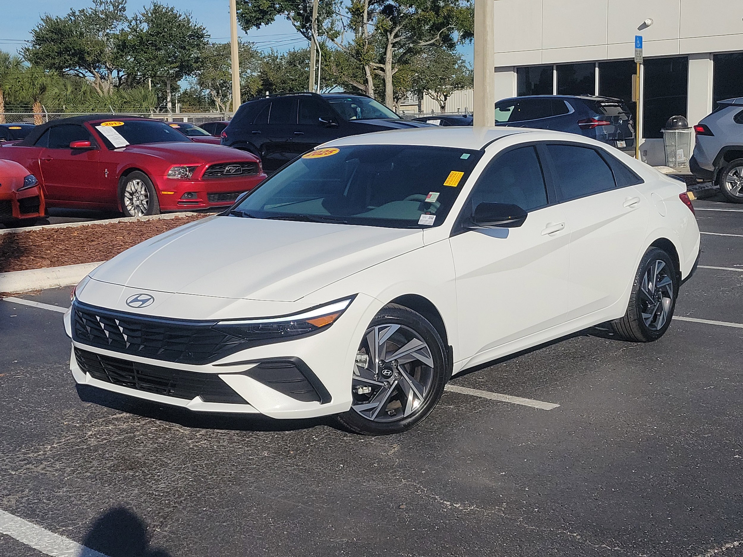 2025 Hyundai Elantra SEL