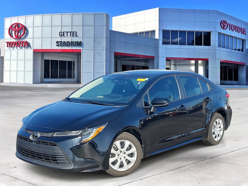 Certified 2023 Toyota Corolla LE Sedan