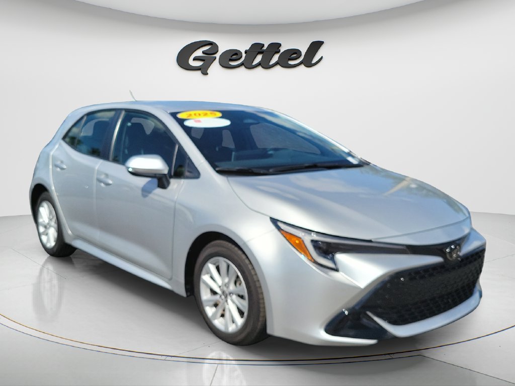 Certified 2025 Toyota Corolla Hatchback SE Hatchback