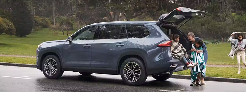 New 2024 Toyota Grand Highlander Tampa FL