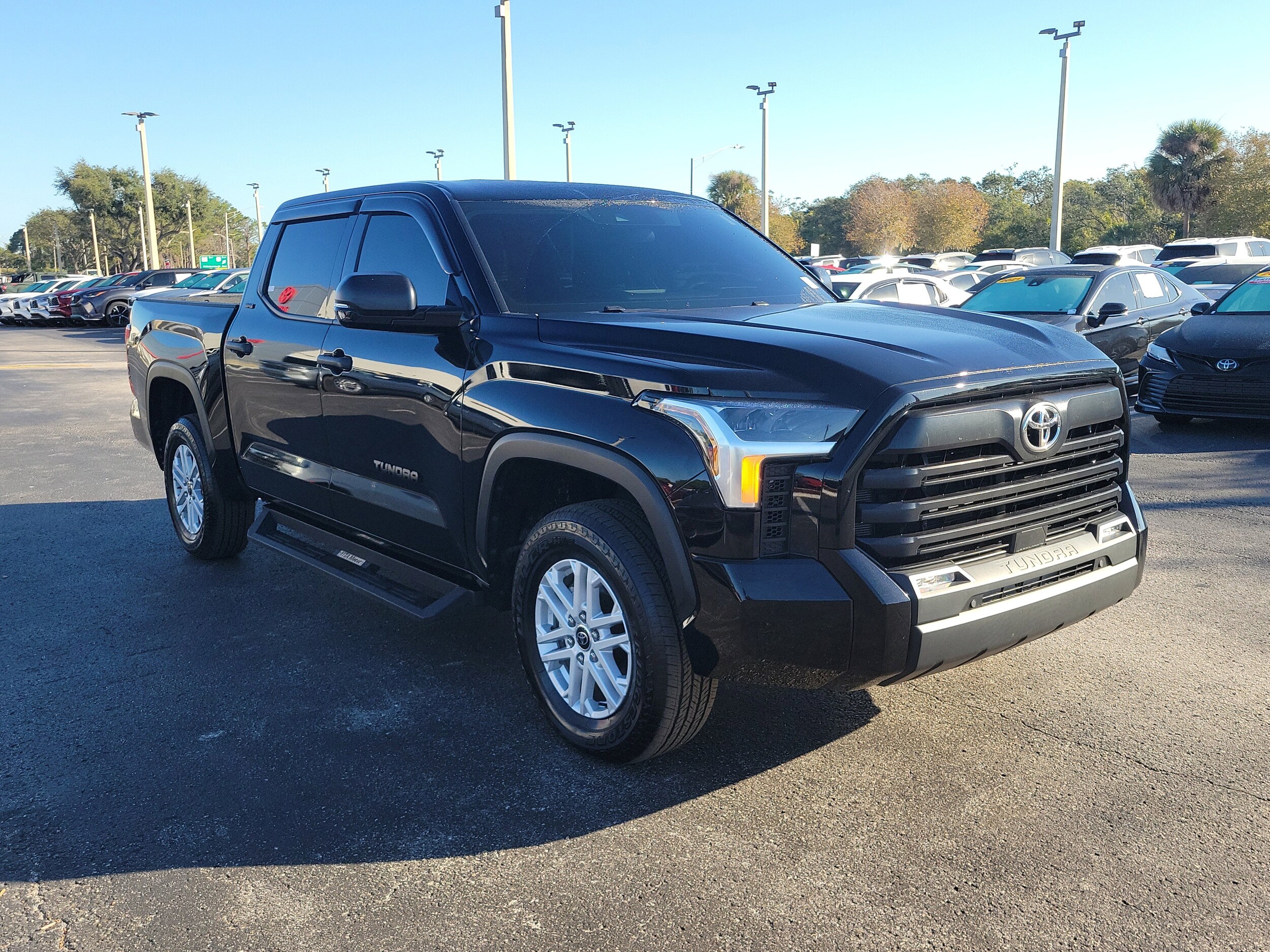 2024 Toyota Tundra SR5 CrewMax photo 2