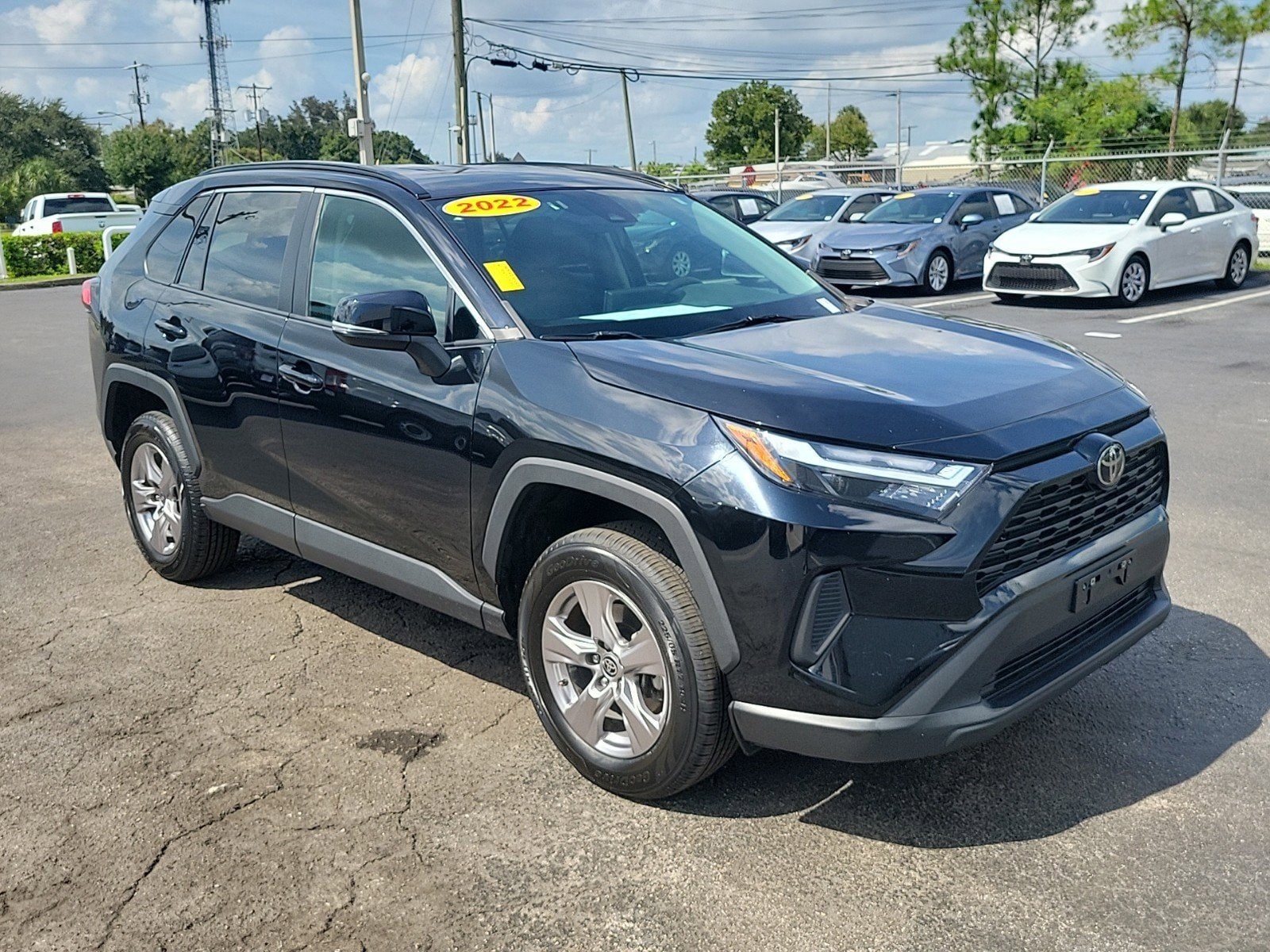 Certified 2022 Toyota RAV4 XLE with VIN 2T3P1RFV9NW278076 for sale in Tampa, FL