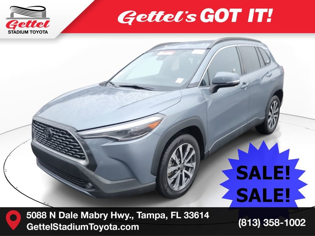 2022 Toyota Corolla Cross XLE's photo