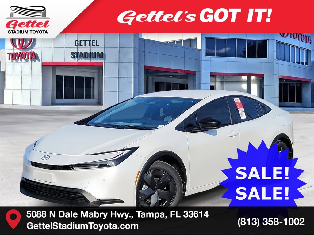 2026 Toyota Prius LE's photo