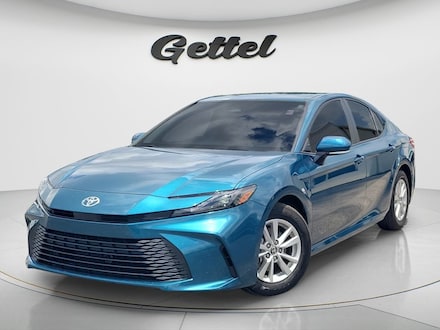2025 Toyota Camry LE Sedan