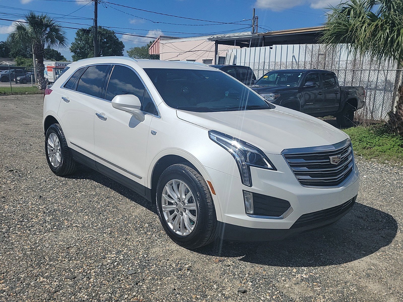 Used 2017 Cadillac XT5 Base with VIN 1GYKNARSXHZ240582 for sale in Tampa, FL