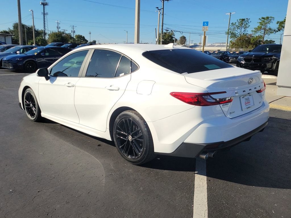 Used 2025 Toyota Camry SE Sedan