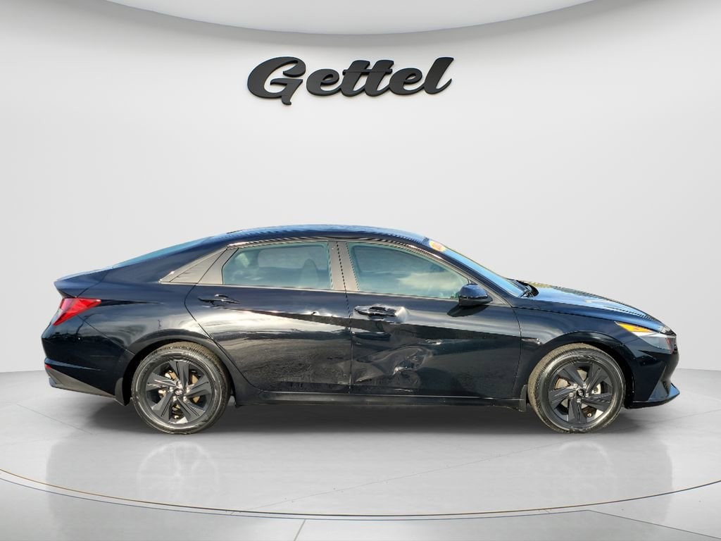 Used 2023 Hyundai Elantra SEL Sedan