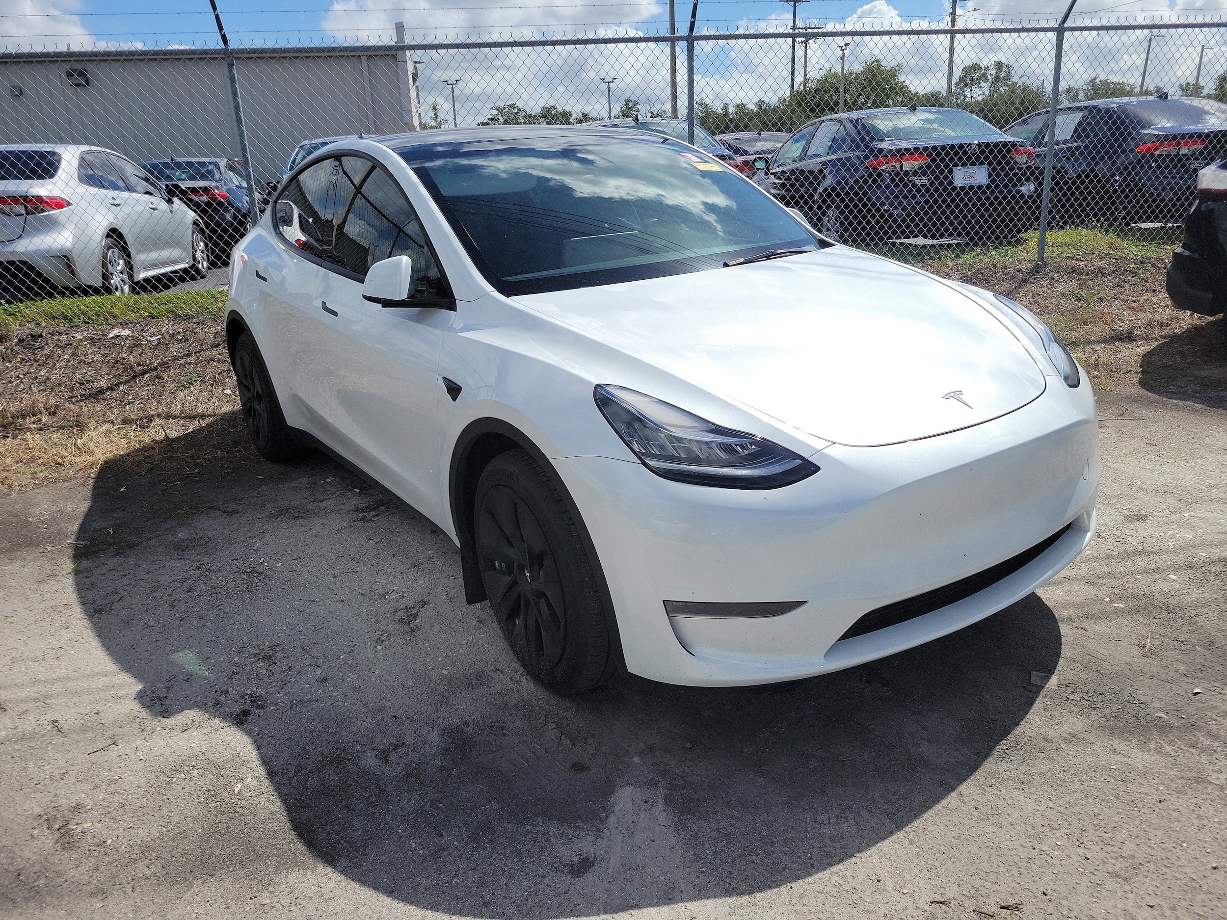 Used 2023 Tesla Model Y Long Range with VIN 7SAYGDEE4PA038160 for sale in Kansas City