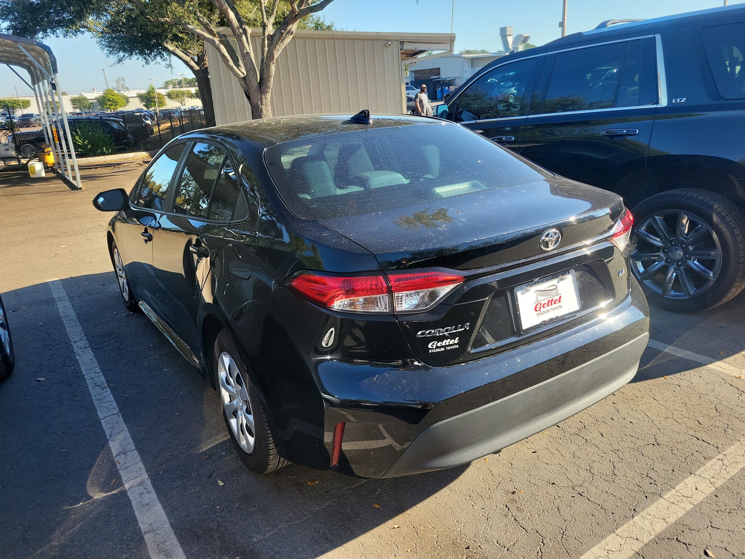 2023 Toyota Corolla LE photo 4
