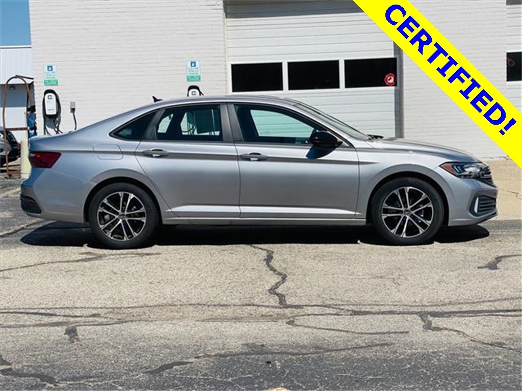 Certified 2024 Volkswagen Jetta Sport with VIN 3VWBM7BU6RM006706 for sale in Grand Rapids, MI