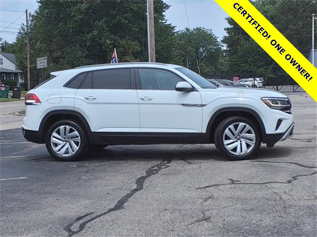 Certified 2022 Volkswagen Atlas Cross Sport SE w/Tech with VIN 1V2KE2CA5NC223021 for sale in Grand Rapids, MI