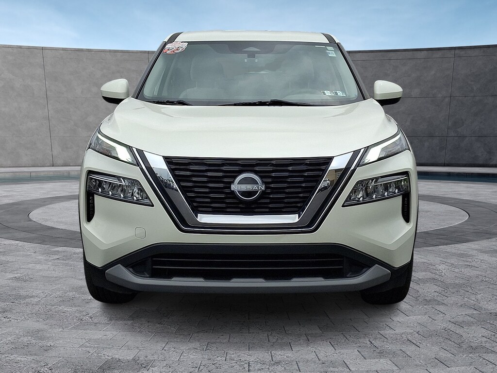Used 2023 Nissan Rogue SV Intelligent AWD Sport Utility