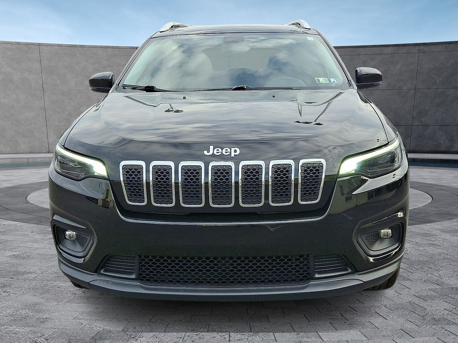 2020 Jeep Cherokee Latitude photo 3