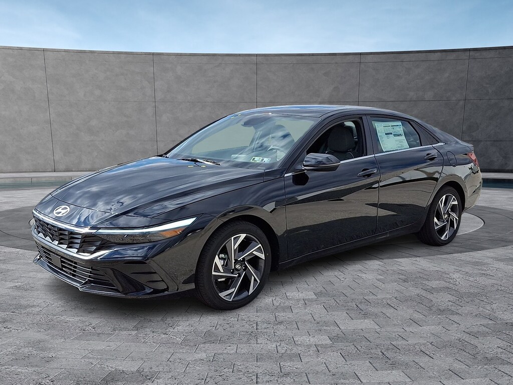 New 2025 Hyundai Elantra Hybrid Limited Sedan