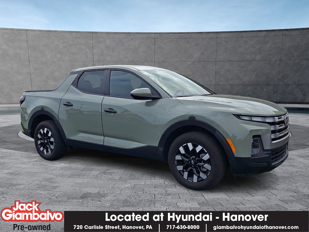 Used 2025 Hyundai Santa Cruz SE Crew Cab