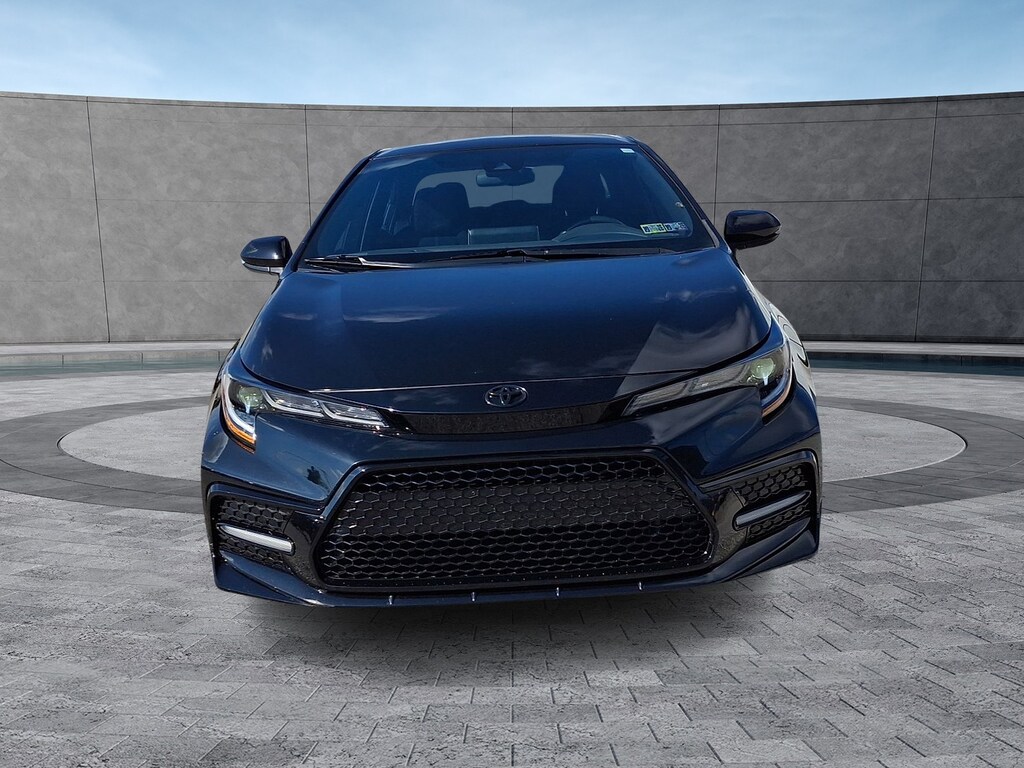 Used 2021 Toyota Corolla SE Sedan