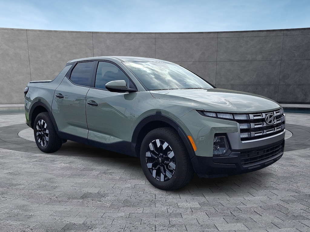 Used 2025 Hyundai Santa Cruz SE Crew Cab