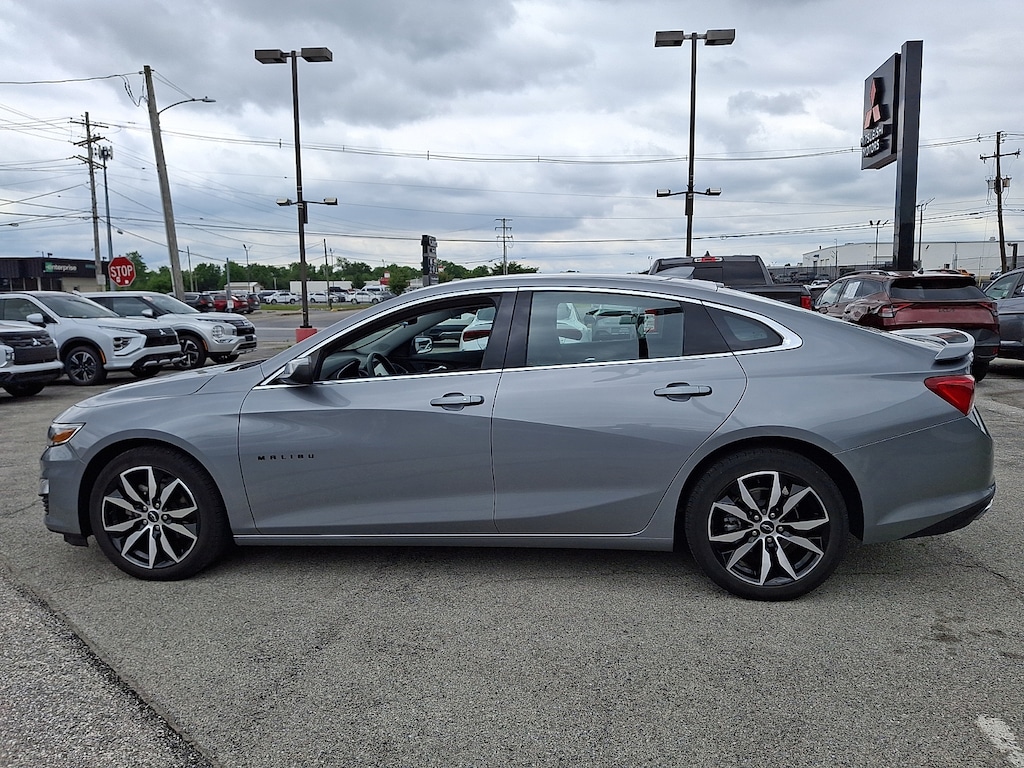 Used 2023 Chevrolet Malibu FWD RS Sedan