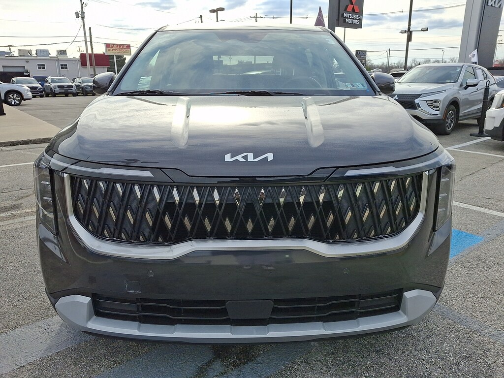 Certified 2025 Kia Carnival MPV LXS Passenger Van