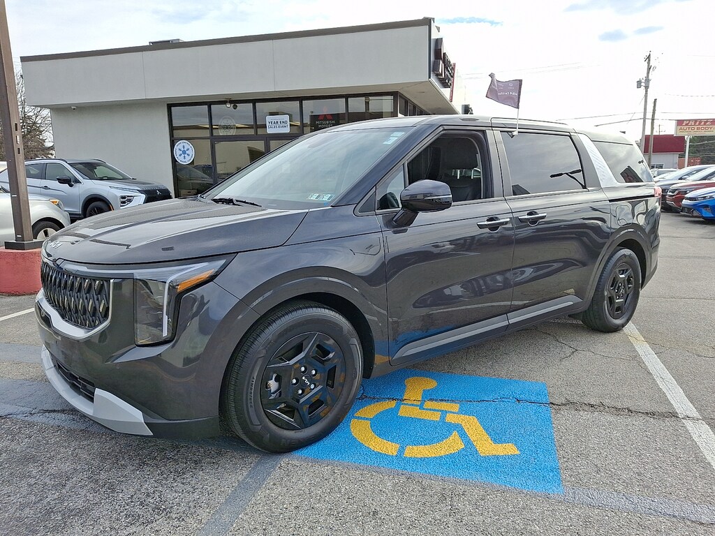 Certified 2025 Kia Carnival MPV LXS Passenger Van