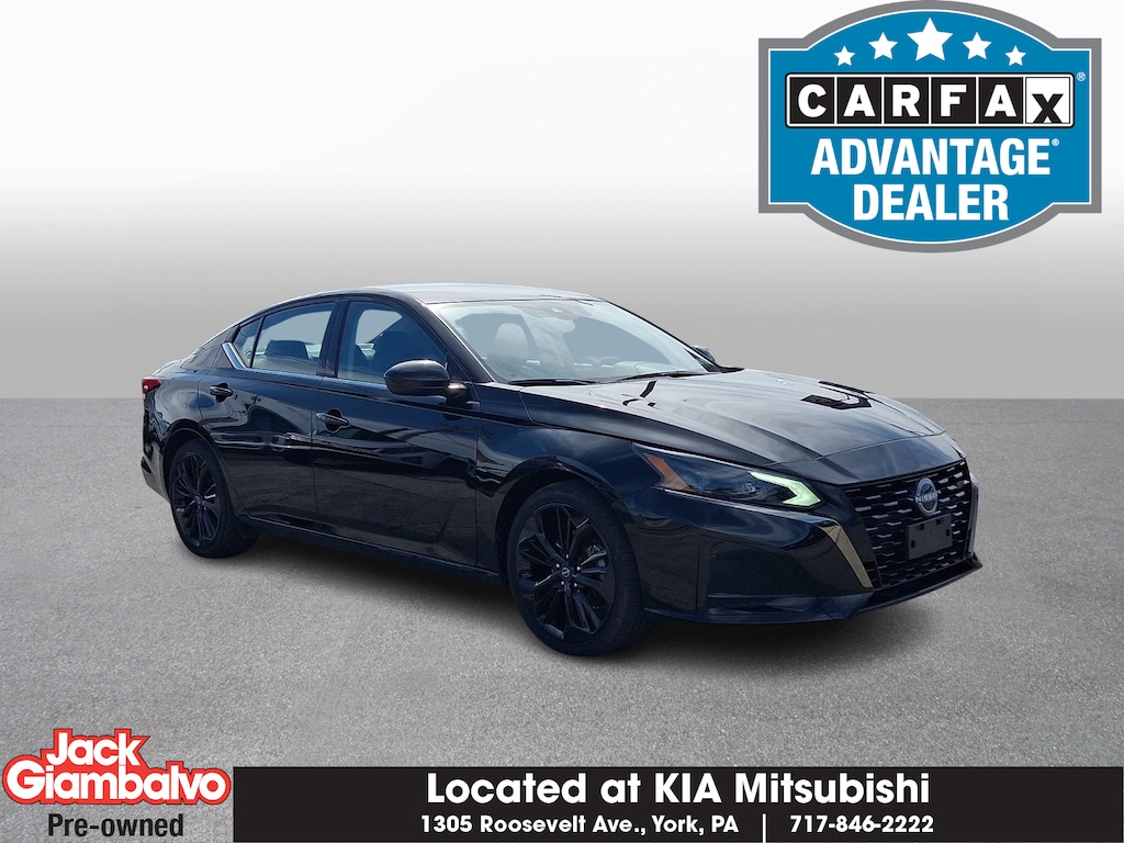 Used 2025 Nissan Altima SR FWD Sedan