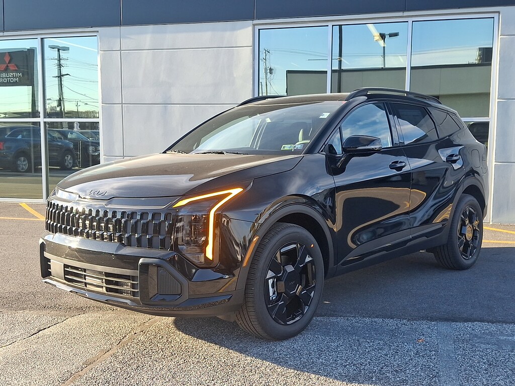 New 2026 Kia Sportage Hybrid X-Line Sport Utility