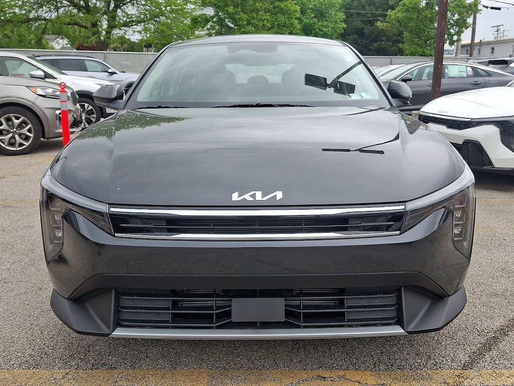 New 2026 Kia K4 EX Hatchback