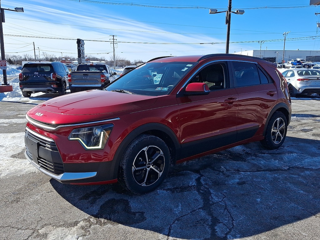 Certified 2024 Kia Niro EX Sport Utility