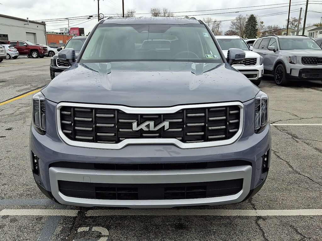 New 2025 Kia Telluride S Sport Utility