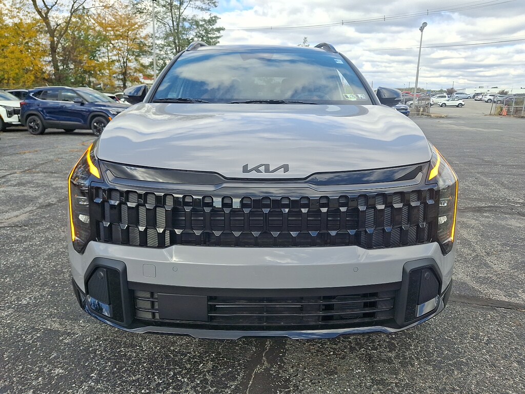 New 2026 Kia Sportage Hybrid X-Line Sport Utility