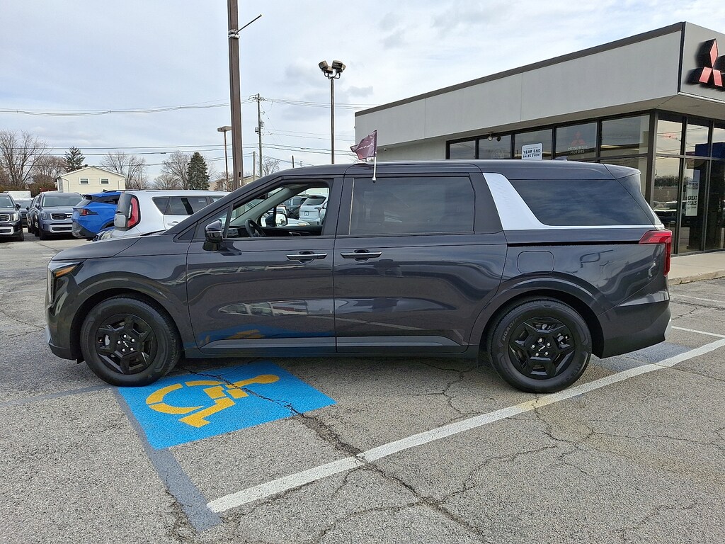 Certified 2025 Kia Carnival MPV LXS Passenger Van