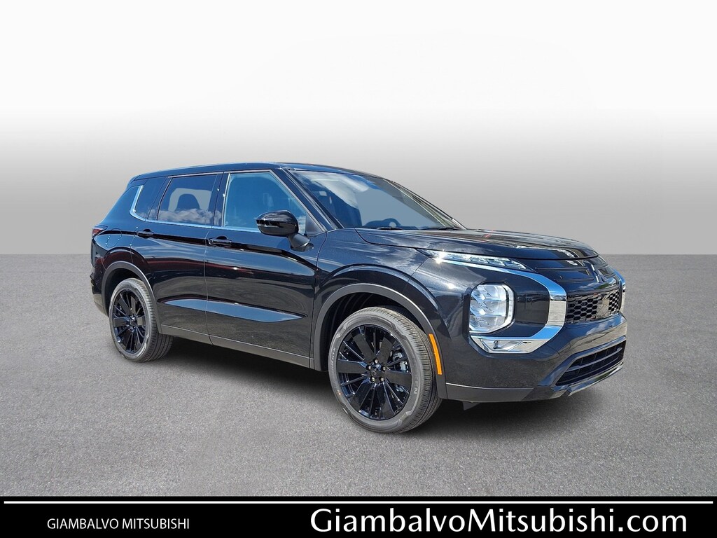New 2026 Mitsubishi Outlander LE 2.5 S-AWC Sport Utility