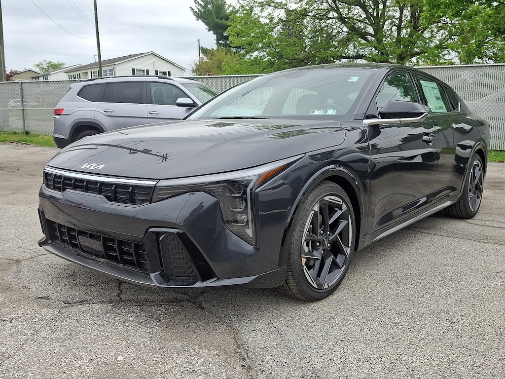 New 2026 Kia K4 GT-Line Sedan