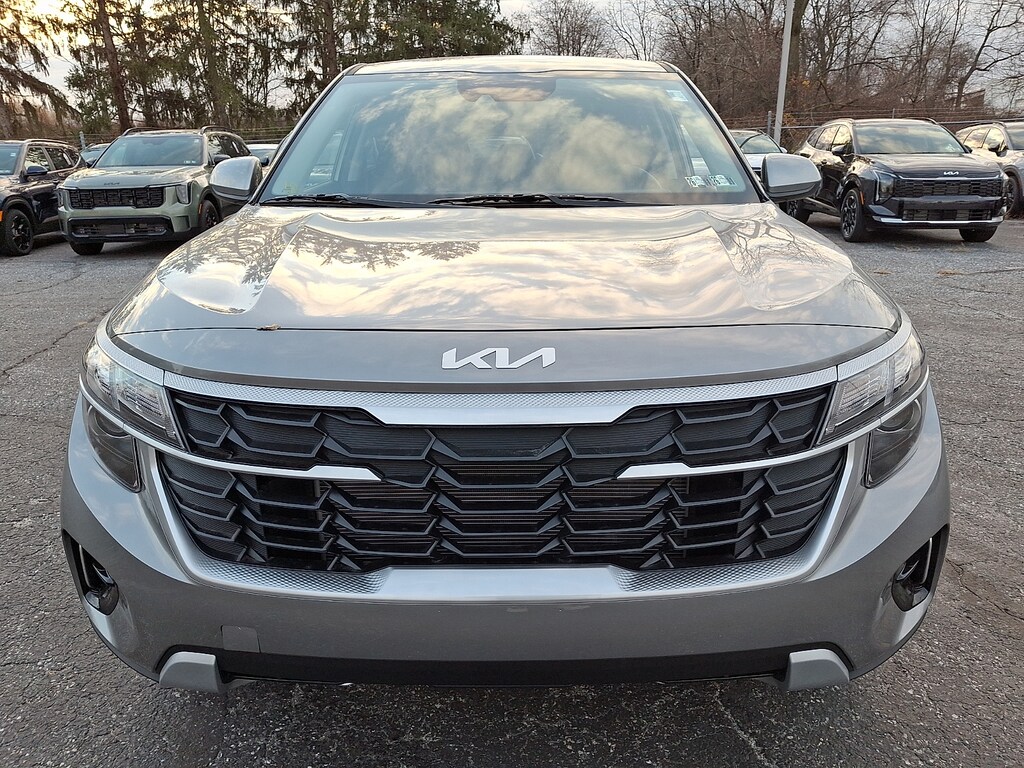New 2026 Kia Seltos LX Sport Utility