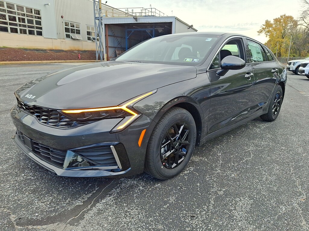 New 2026 Kia K5 LXS Sedan