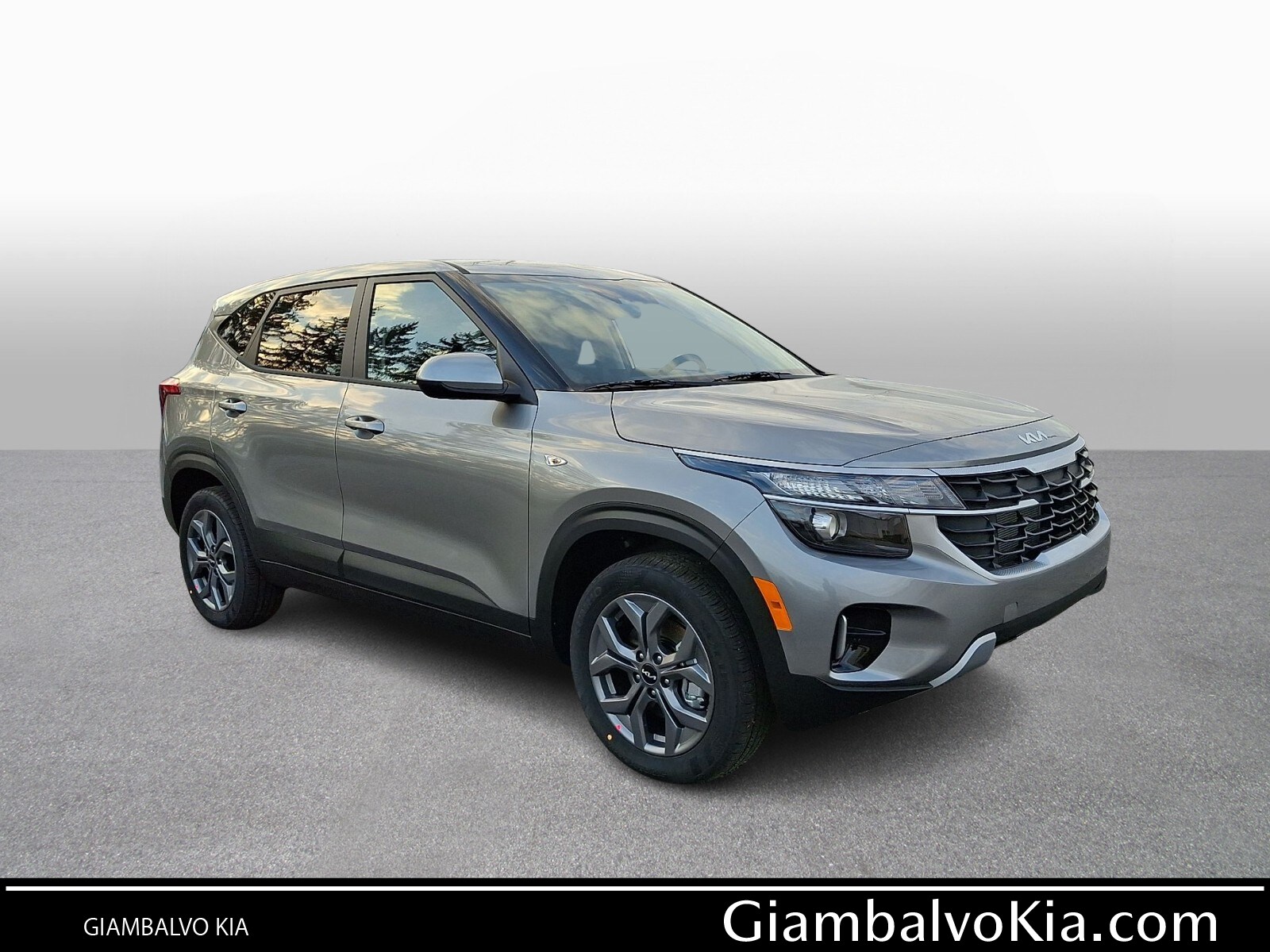 2026 Kia Seltos LX's photo