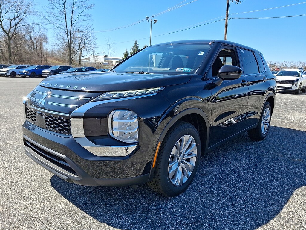 New 2026 Mitsubishi Outlander ES 2.5 S-AWC