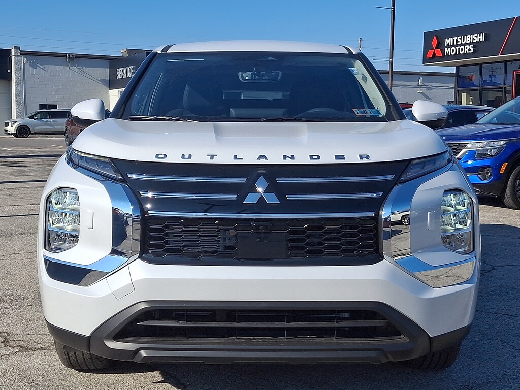 New 2026 Mitsubishi Outlander ES 2.5 S-AWC Sport Utility