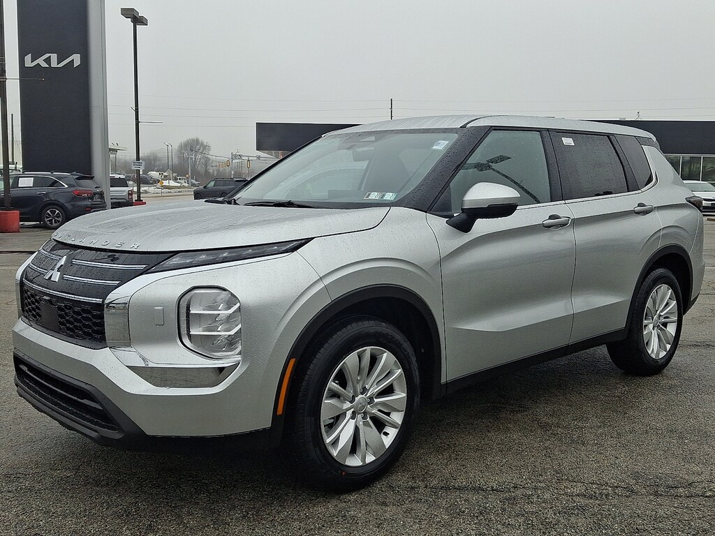 New 2026 Mitsubishi Outlander ES 2.5 S-AWC Sport Utility