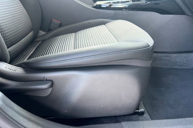 2025 Chevrolet Trax LT - Photo 22