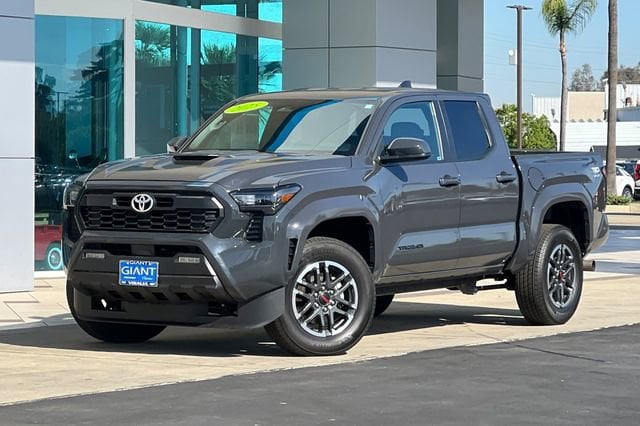 2025 Toyota Tacoma TRD Sport - Photo 8