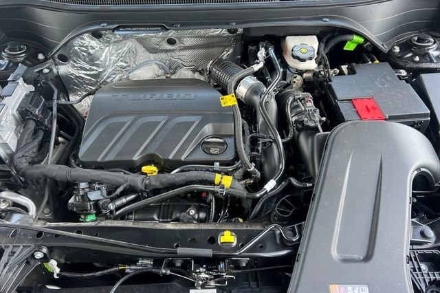 2025 Chevrolet Trax LT - Photo 23